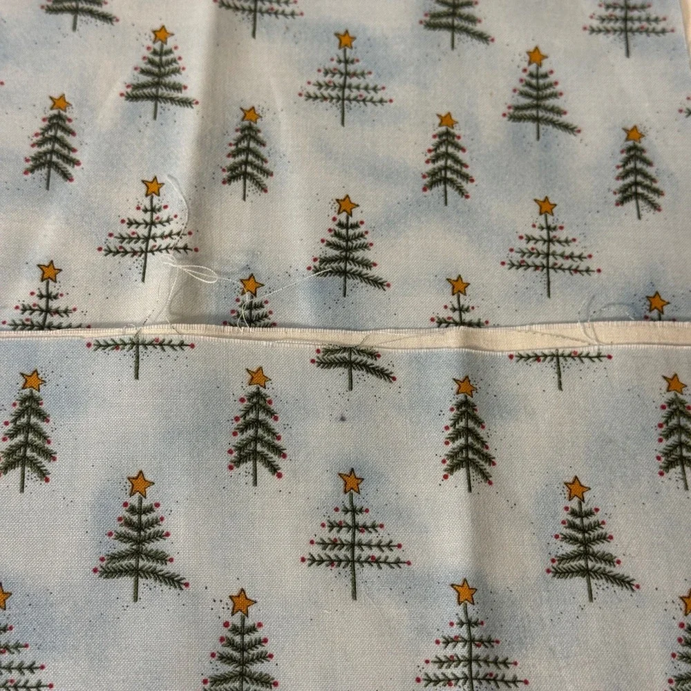 Cranston Print Works Christmas Fabric Remnants Blue Santa Tree 5pc‎ Lot Cotton